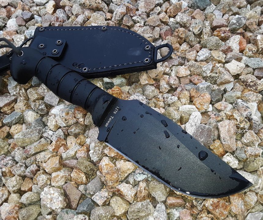 Il coltello bushcraft KA-BAR 1278 Heavy Duty Warthog in tuta la sua bellezza