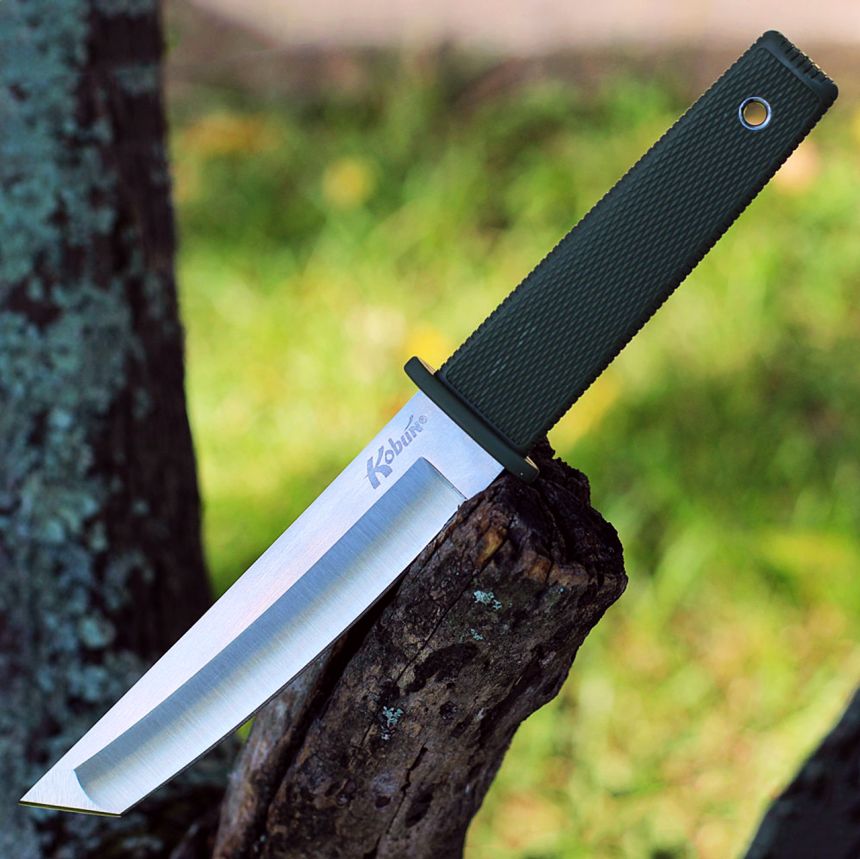 Il coltello Cold Steel Kobun nel suo ambiente naturale