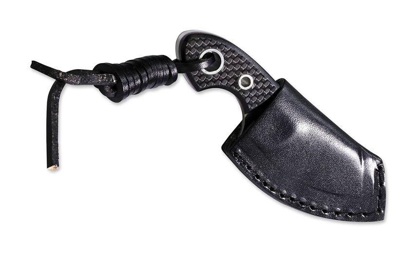Il coltello da esploratore Böker Plus Gnome Decade Edition al sicuro nel copri lama in cuoio nero